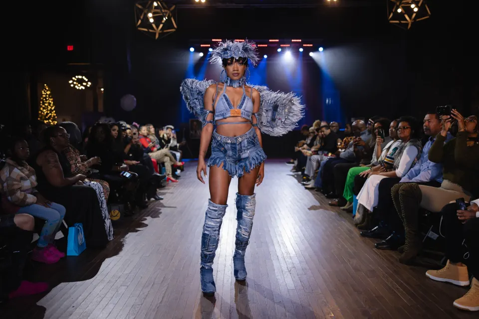 2023 50 Shades of Slay (Fall/Winter), photo 17 of 18